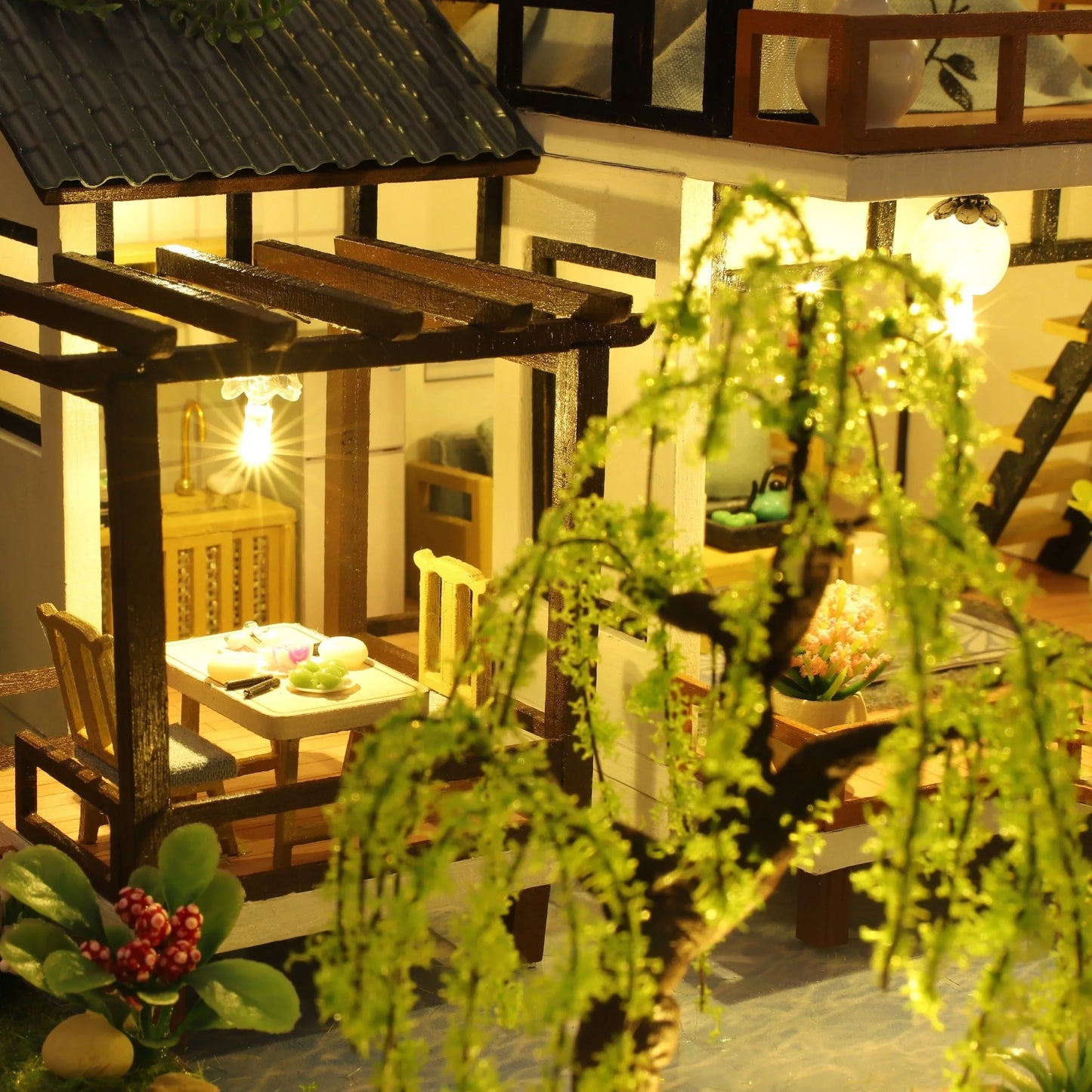 Charming Dollhouse Puzzle Kit